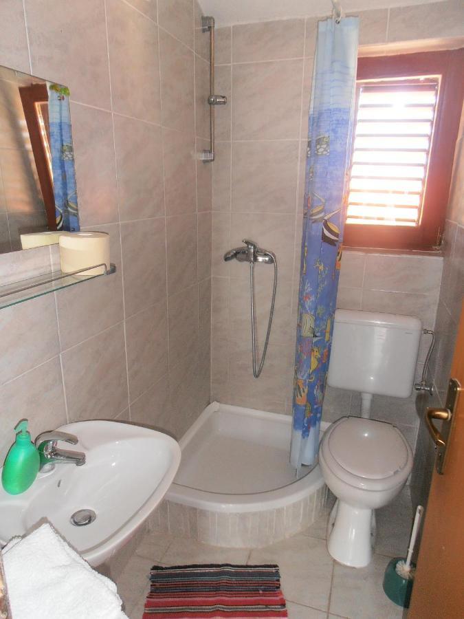Vala Apartment Bozava Exterior photo